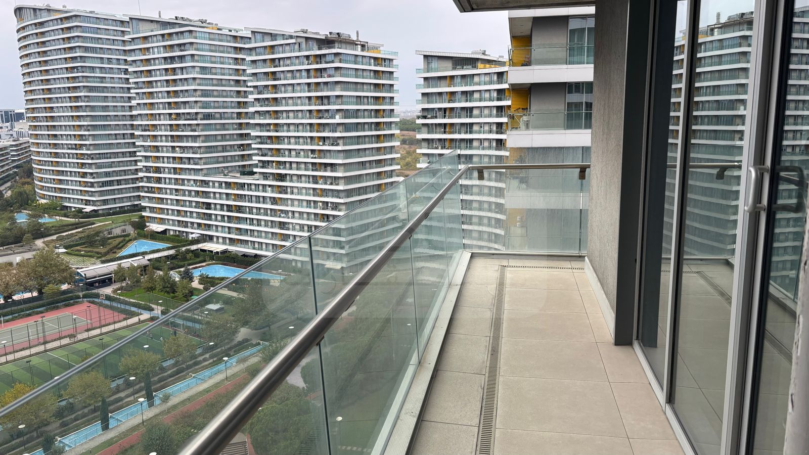 WhatsApp Image 2025-10-14 at 12.08.26 (10)