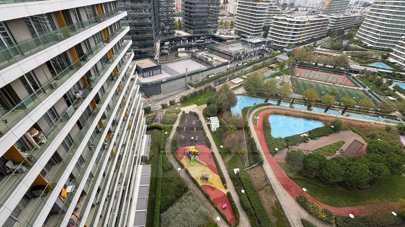 WhatsApp Image 2025-10-14 at 12.08.26 (15)